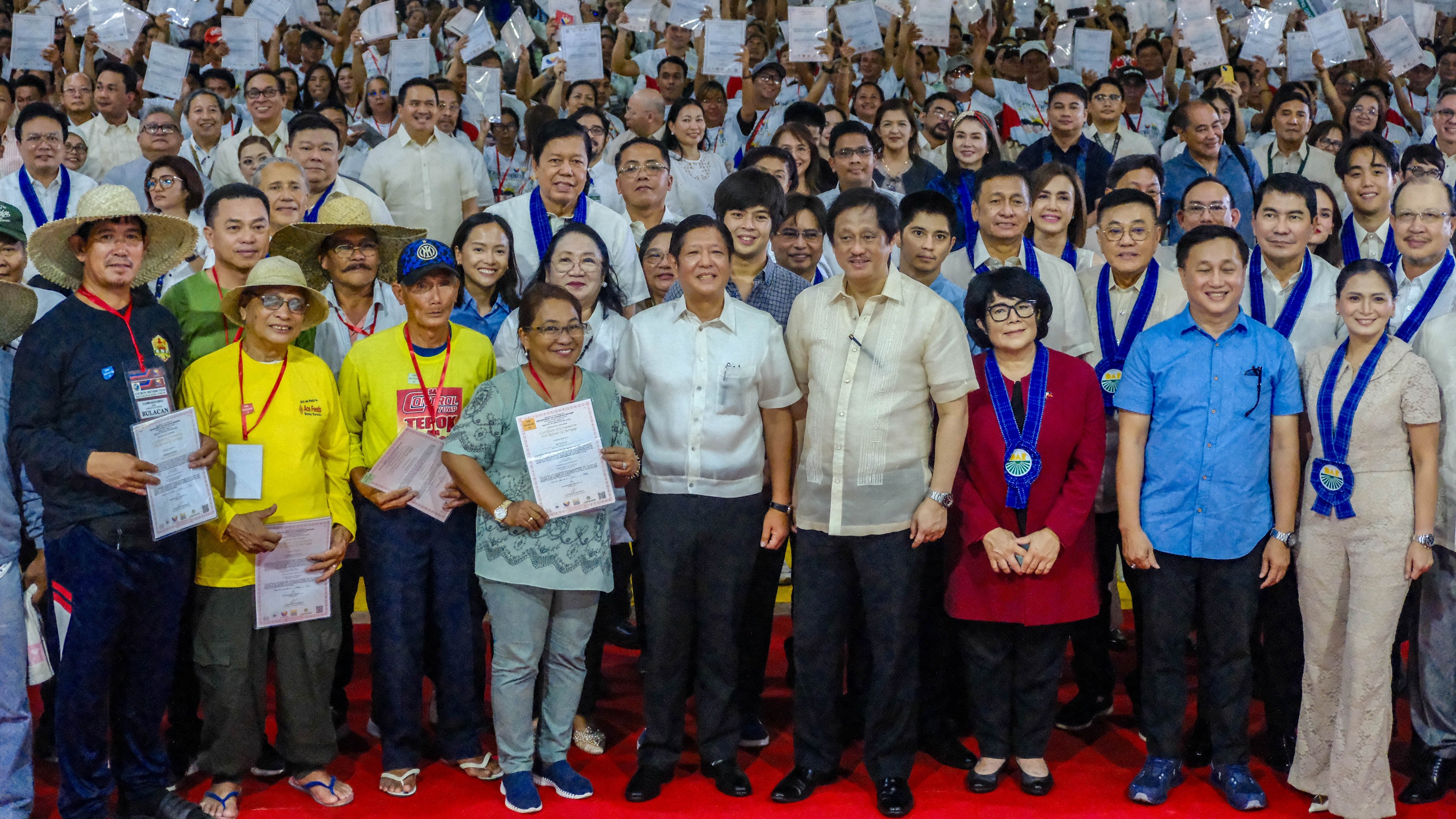 Gov't distributes COCROMs to 6K ARBs